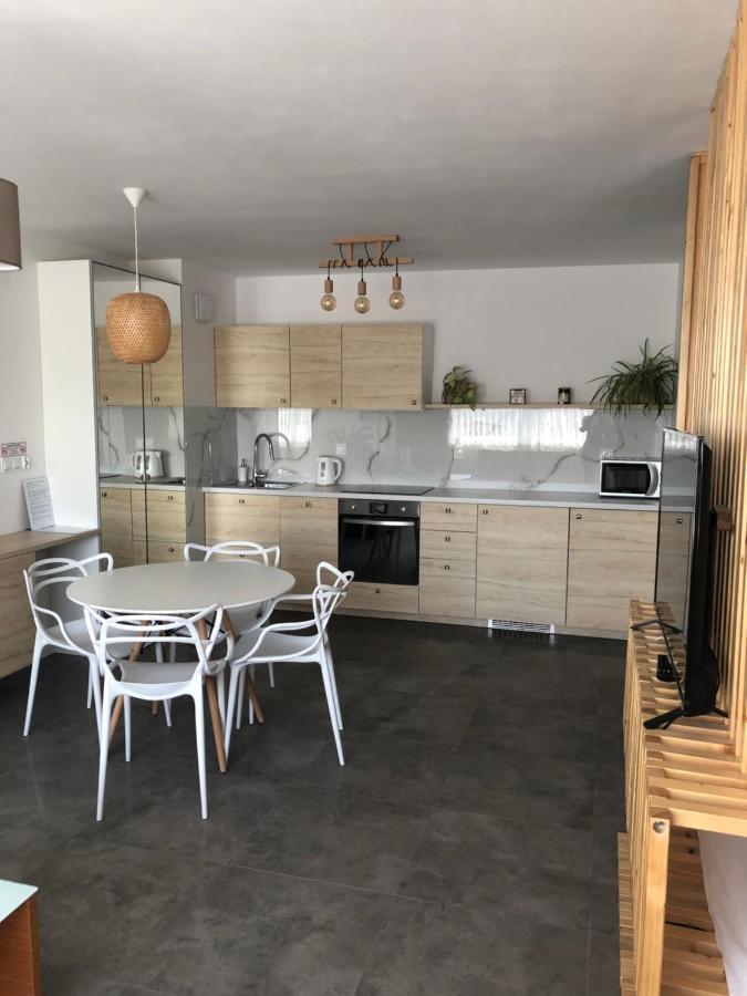 Apartamenty Maja โนวือตาร์ก ภายนอก รูปภาพ